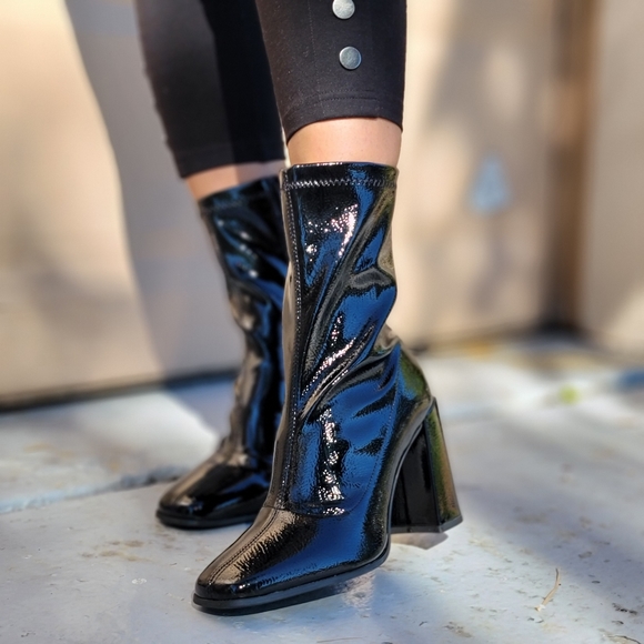 Black PAT High Chunky Heeled Boots Zip Up Square Toe Ankle - Picture 3 of 7